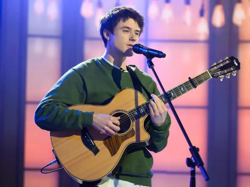 Alec Benjamin tickets